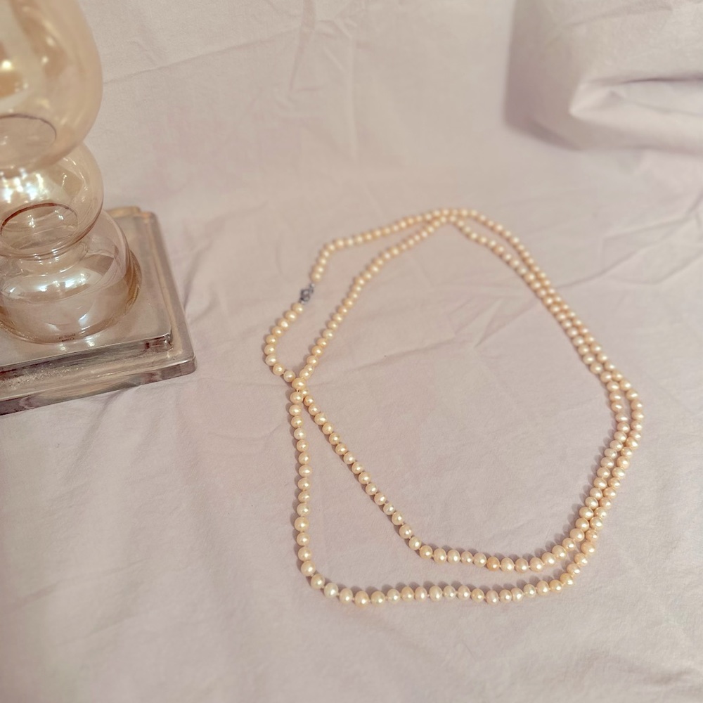 Peach Pearl Necklace